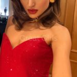 caroline-010-y4jpVAuDte