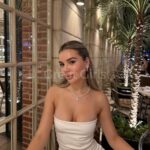 erika-002-PaUlVS79Xs